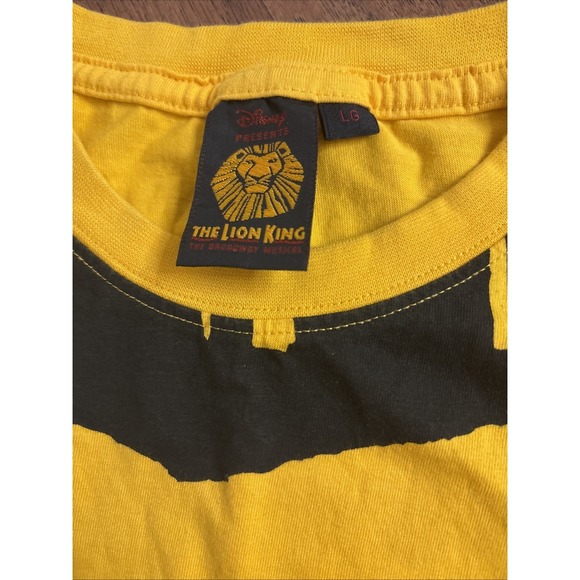 Disney The Lion King Broadway Musical All Over Print T-Shirt Large - Picture 4 of 5